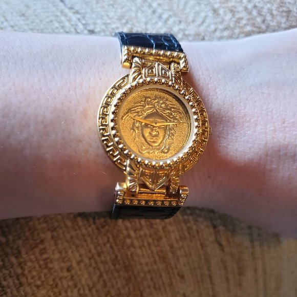 Gianni Versace Signature Vintage Medusa Head Watch